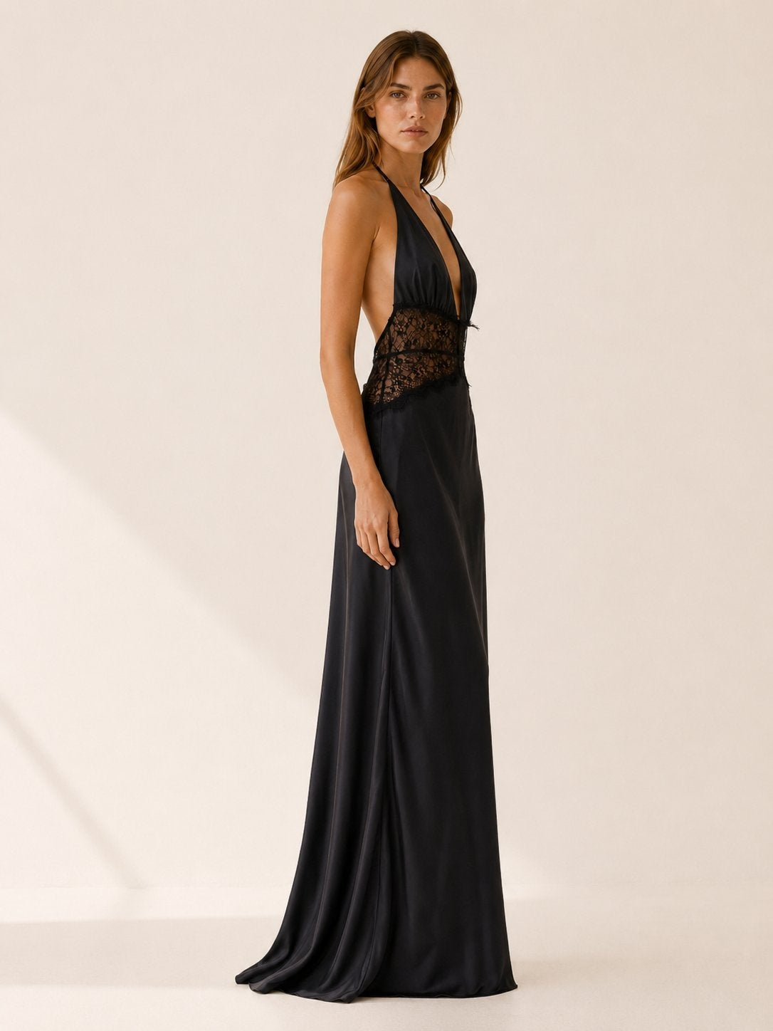 Nuvara | Leire | Vestido de Noche Largo Halter Encaje Mujer Escote V Espalda Descubierta