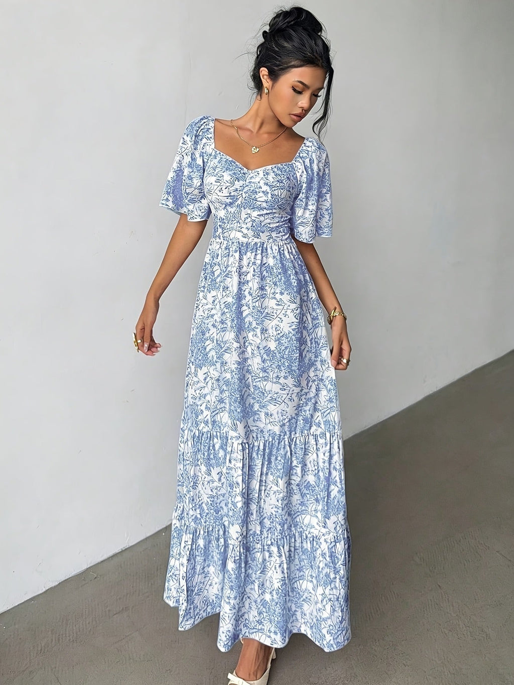 Nuvara | Rebeca | Vestido Largo con Volantes Estampado Floral Mujer Escote Corazón