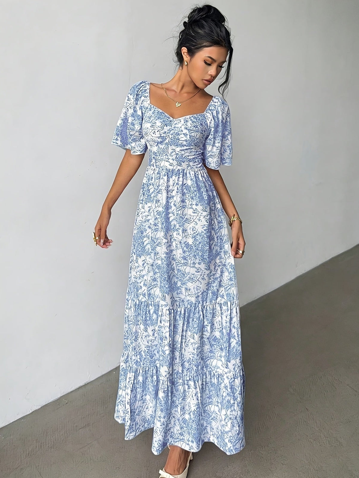 Nuvara | Rebeca | Vestido Largo con Volantes Estampado Floral Mujer Escote Corazón