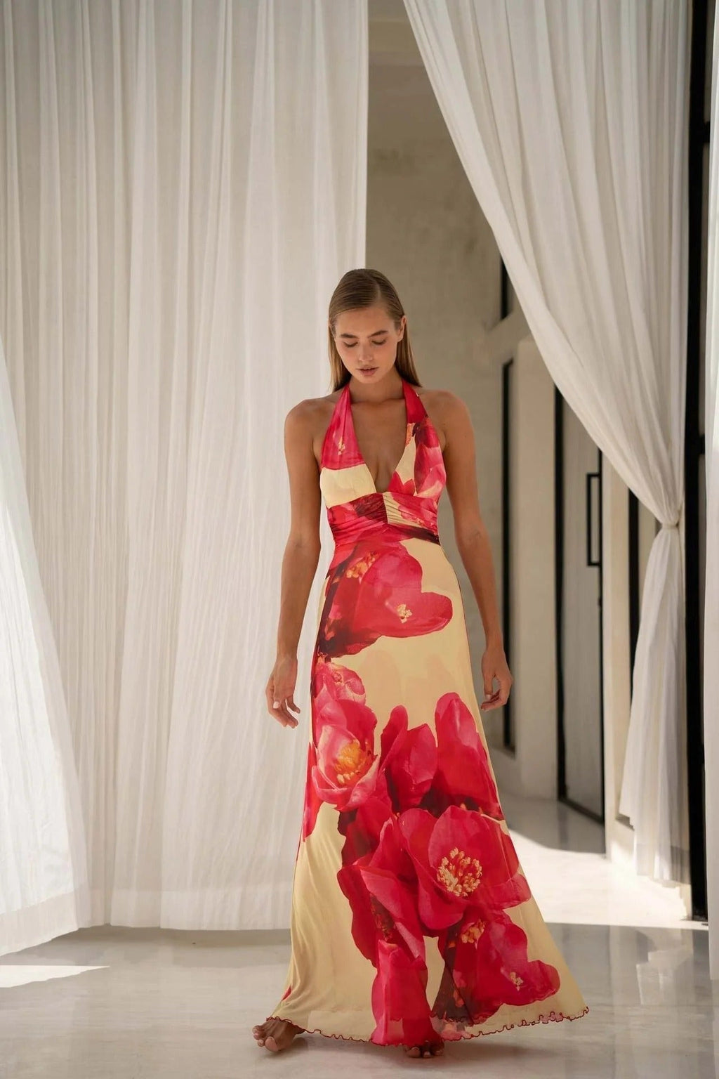 Nuvara | Triana | Vestido Largo de Lunares Mujer Halter Escote V Profundo