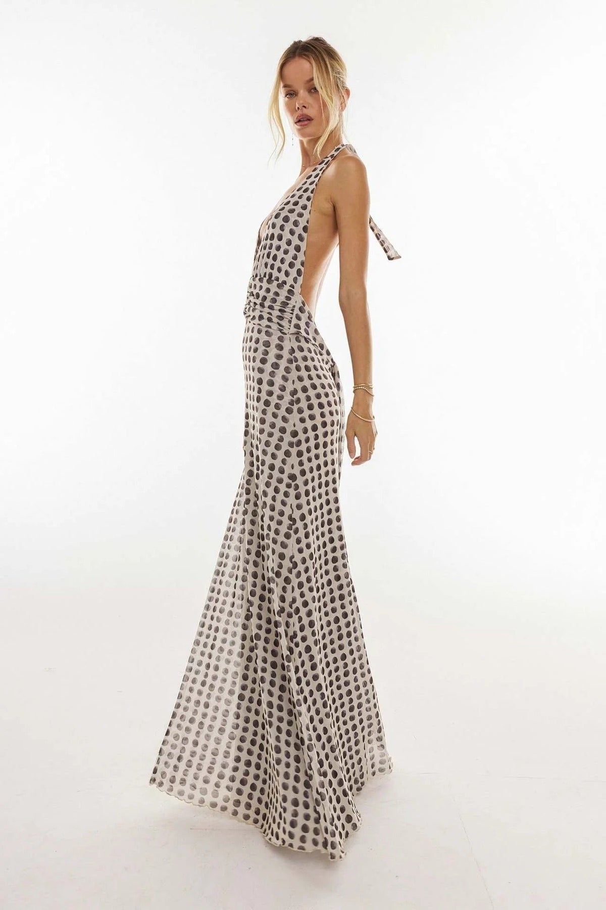 Nuvara | Triana | Vestido Largo de Lunares Mujer Halter Escote V Profundo