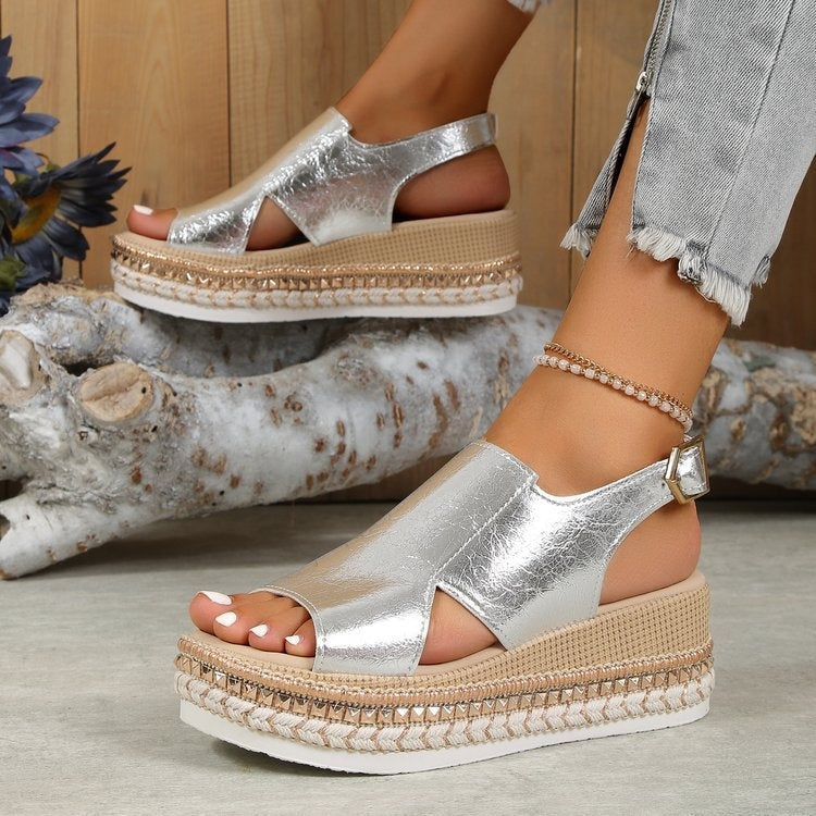 Nuvara Platform Sandals
