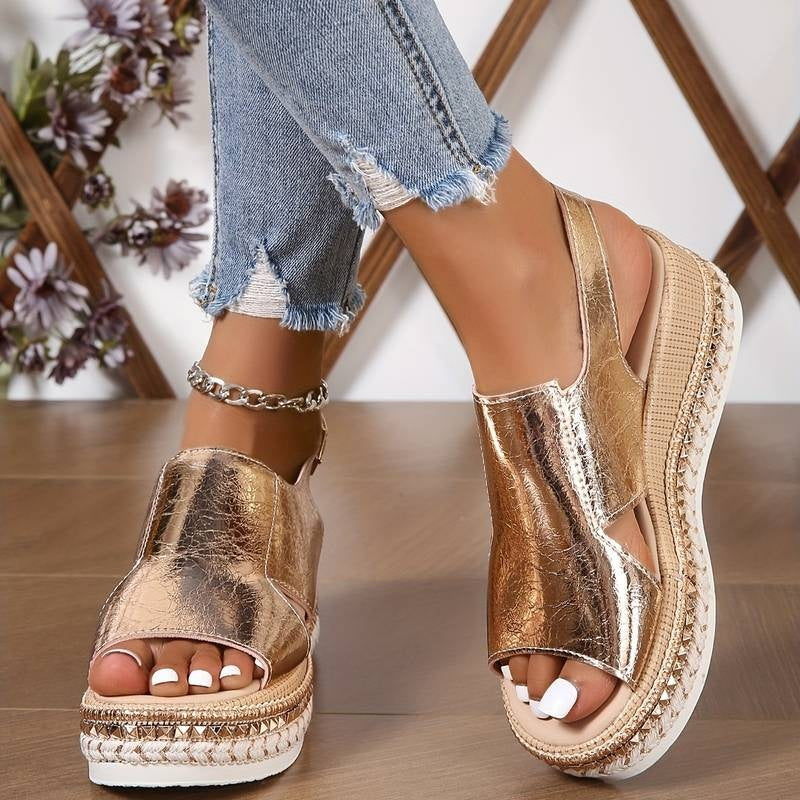 Nuvara Platform Sandals