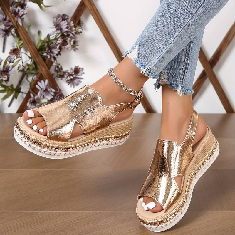 Nuvara Platform Sandals