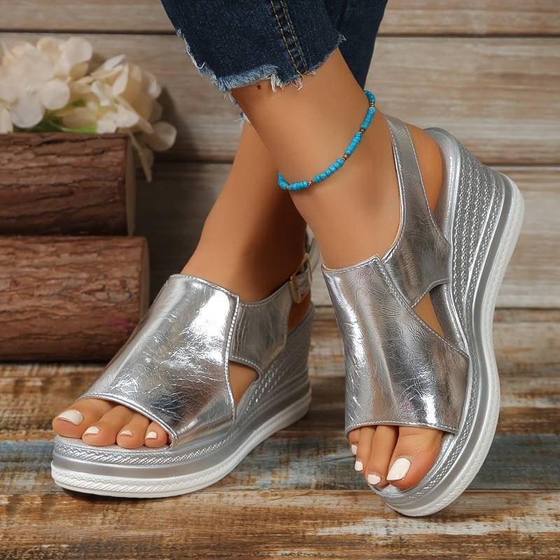 Nuvara Platform Sandals